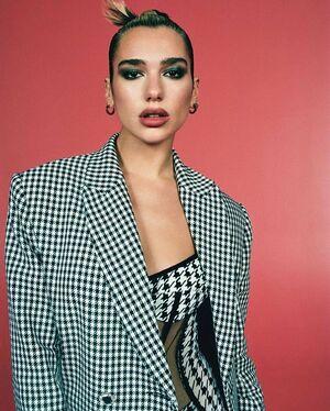 Dua Lipa photo 1973