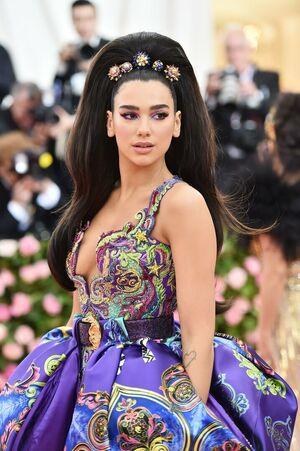 Dua Lipa photo 1980