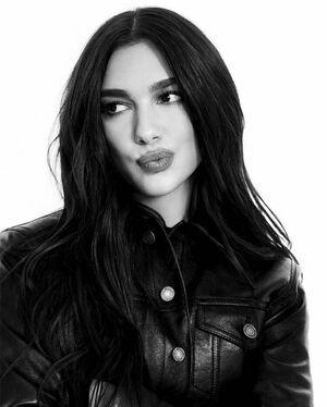 Dua Lipa photo 1981