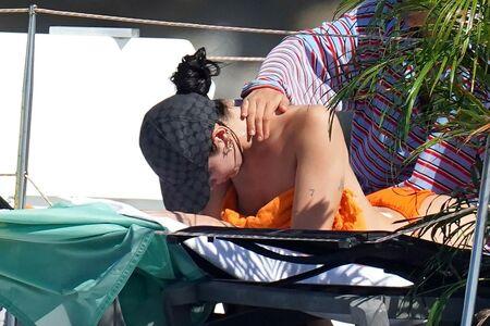 Dua Lipa photo 2073