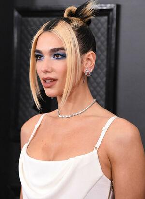 Dua Lipa photo 2335