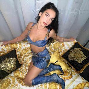 Dua Lipa photo 2372
