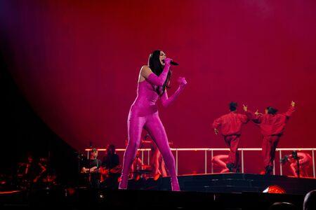 Dua Lipa photo 2451