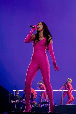 Dua Lipa photo 2453