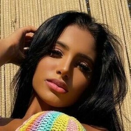 Dubai Escort photo 14
