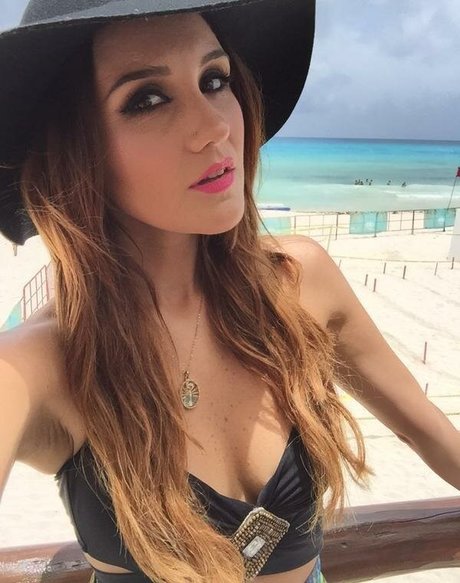 Dulce Maria photo 214