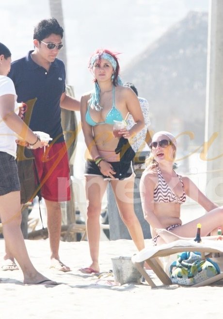 Dulce Maria photo 1111