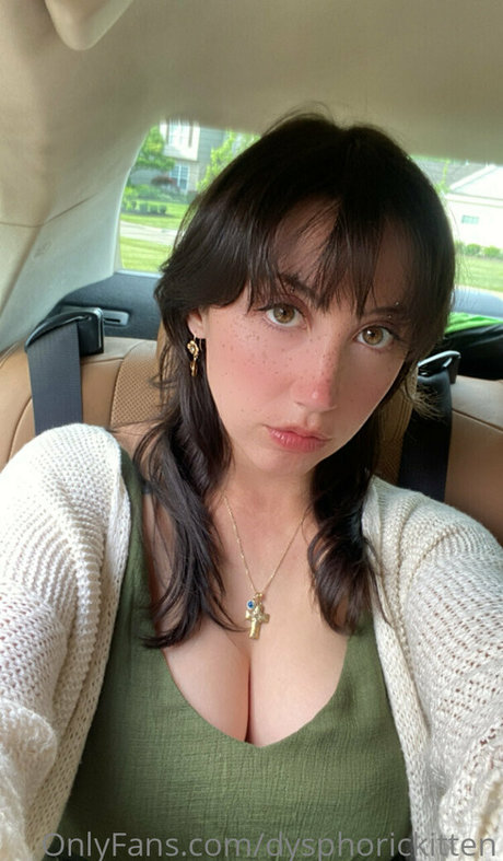 Dysphorickitten photo 14