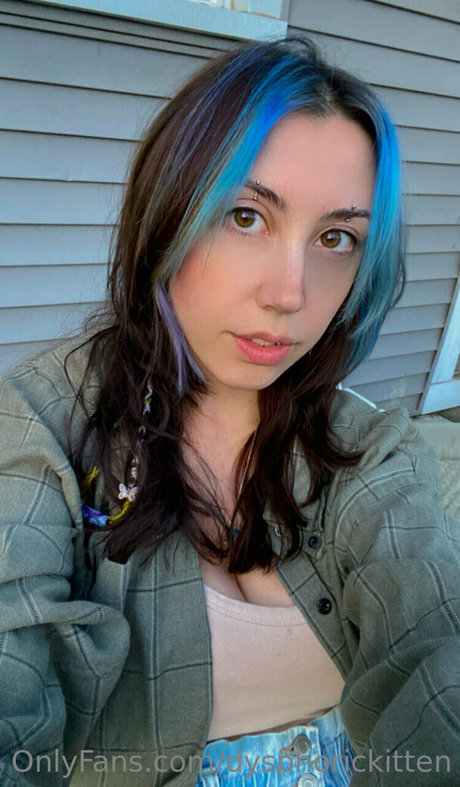 Dysphorickitten photo 100