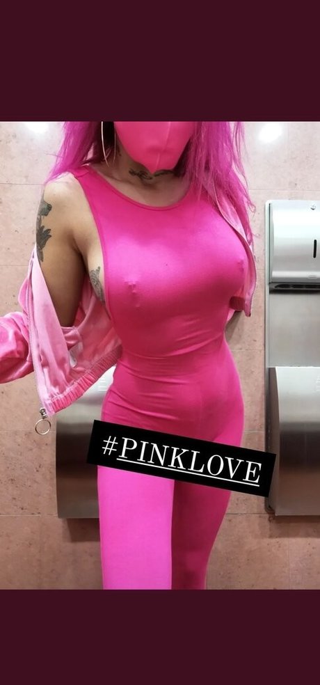 Dzsenifer Vajai photo 82