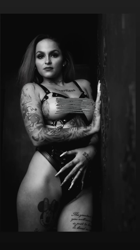 Dzsenifer Vajai photo 84