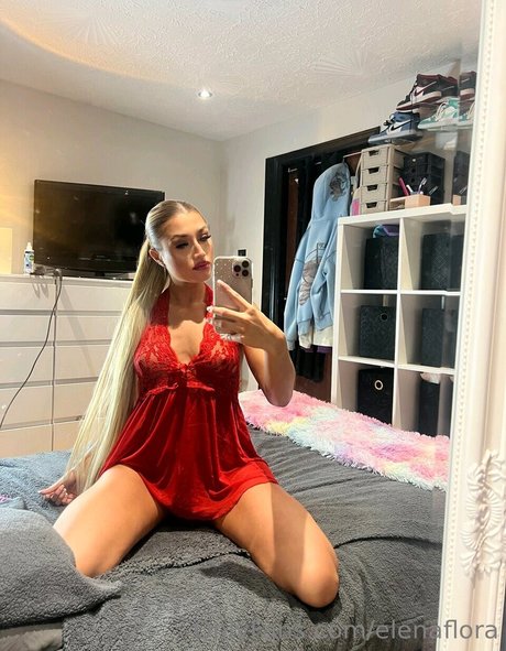 Ebony Tomkins photo 40