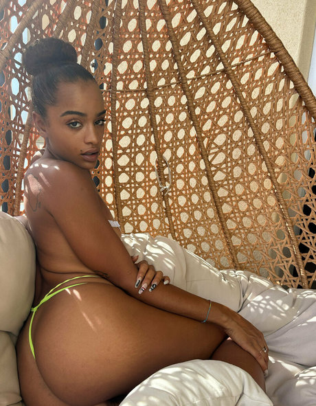 Ebonypantherofficial photo 12