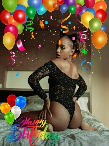 Ebonypantherofficial photo 31