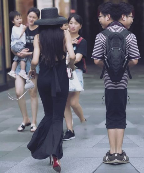 Echo Yue photo 43