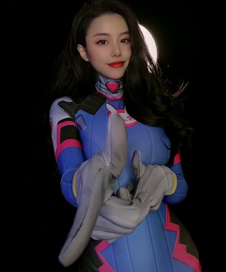 Echo Yue photo 50