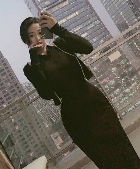 Echo Yue photo 63