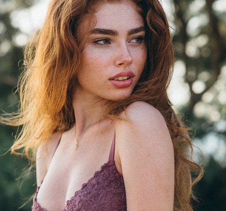 Eden Chanel photo 35