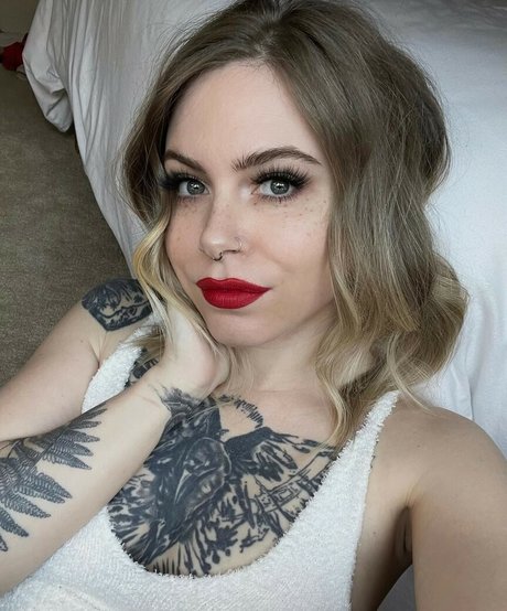 Edgarallanxhoe photo 3