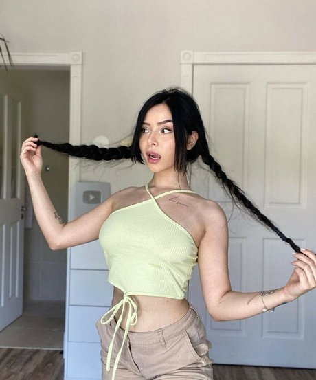 Eduarda Yuni photo 28