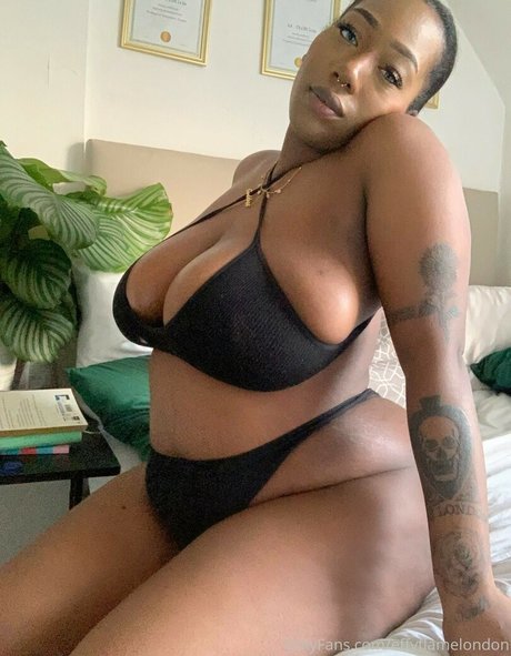 Effy Flame photo 293