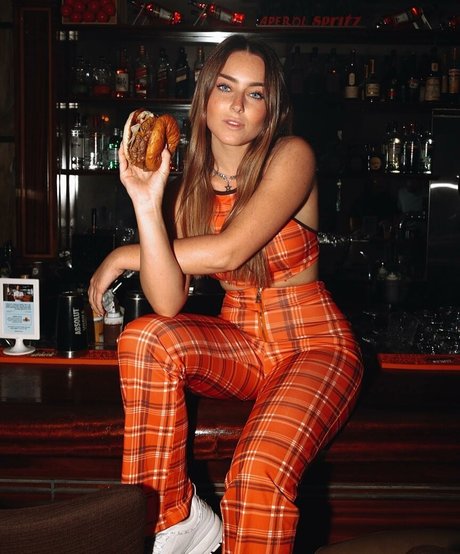 Effy Palarya photo 7