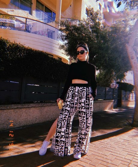 Effy Palarya photo 21