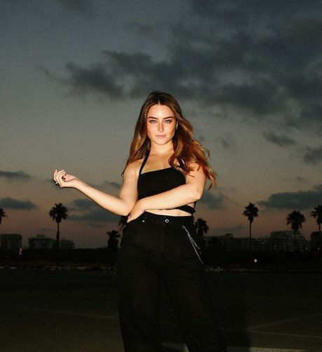 Effy Palarya photo 35