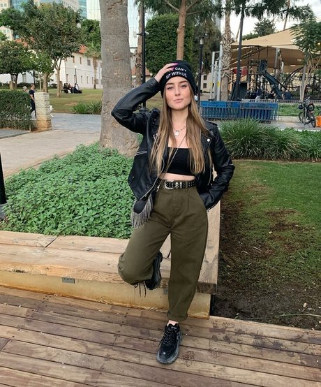 Effy Palarya photo 67