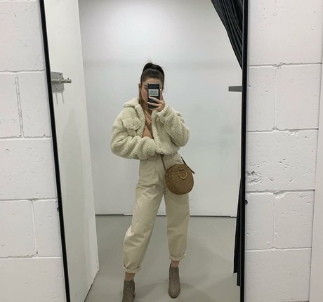 Effy Palarya photo 71