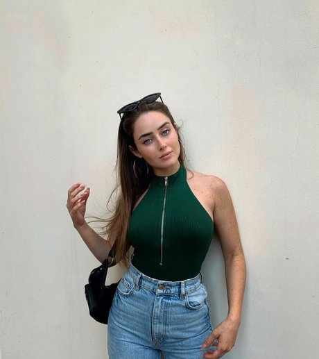 Effy Palarya photo 121