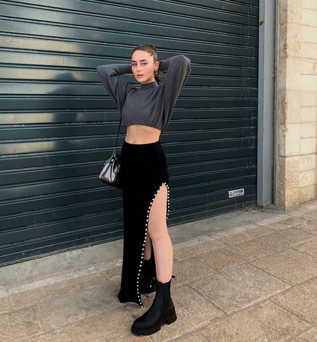 Effy Palarya photo 172