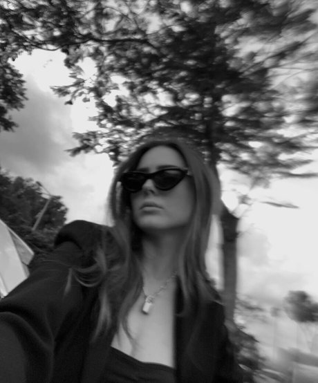 Effy Palarya photo 177