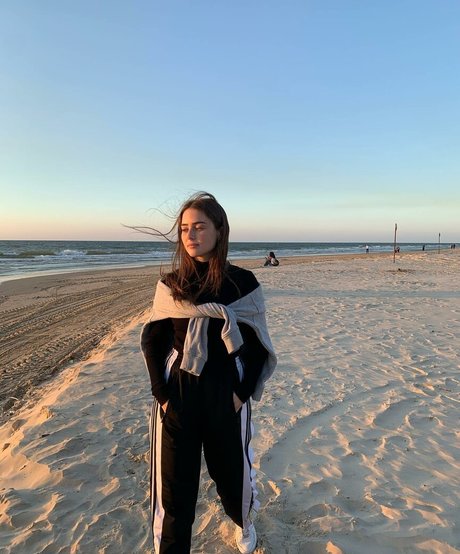 Effy Palarya photo 178