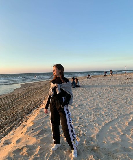 Effy Palarya photo 179