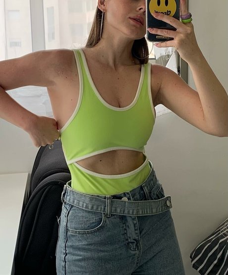 Effy Palarya photo 194