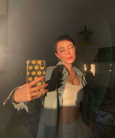 Effy Palarya photo 291