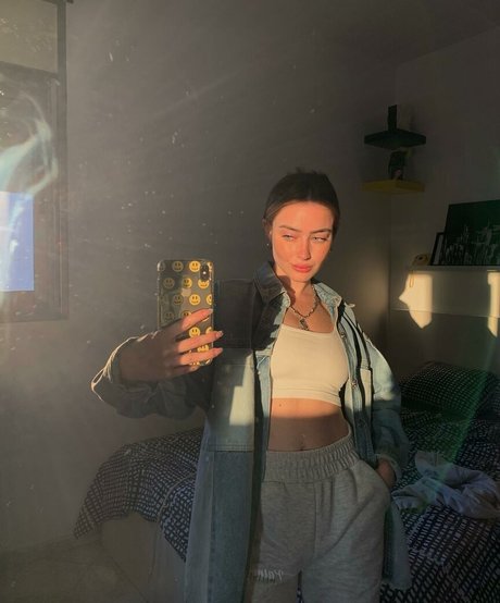 Effy Palarya photo 293