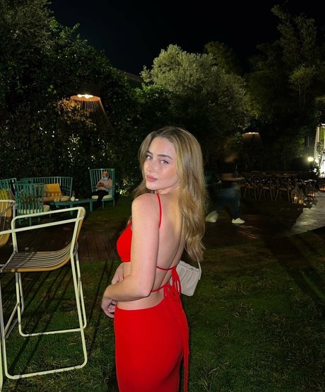 Effy Palarya photo 296