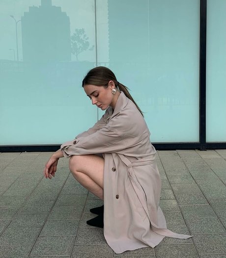 Effy Palarya photo 304