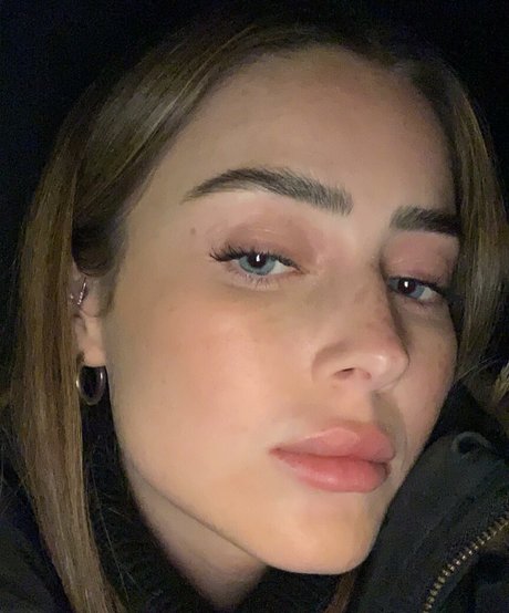 Effy Palarya photo 321