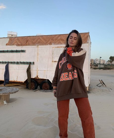 Effy Palarya photo 325