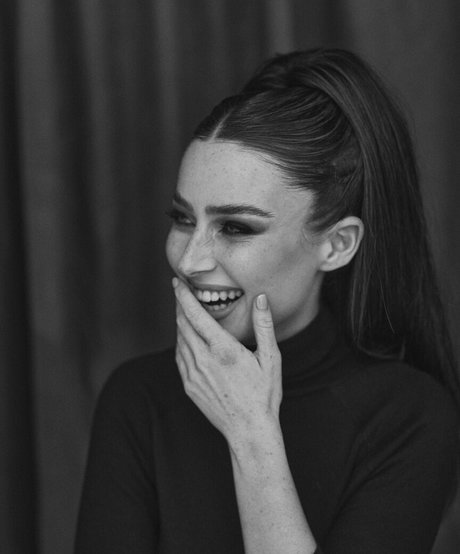 Effy Palarya photo 332