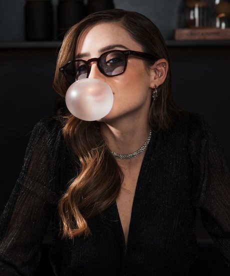 Effy Palarya photo 347