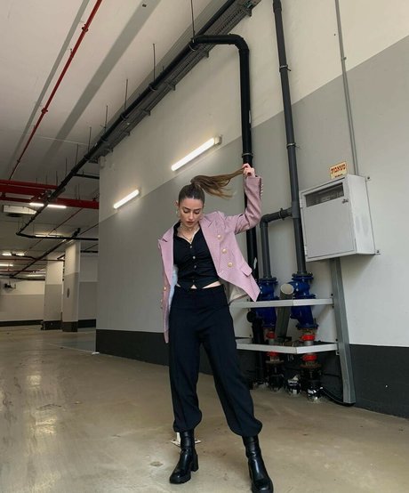 Effy Palarya photo 349