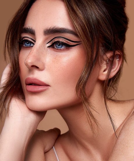 Effy Palarya photo 358