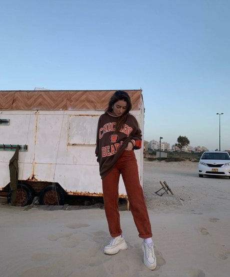 Effy Palarya photo 360