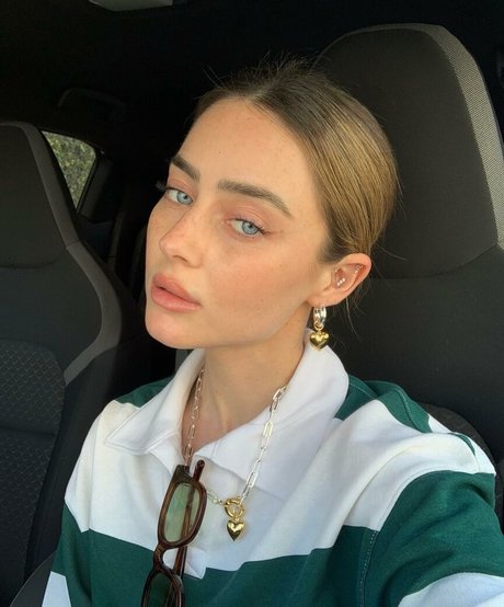 Effy Palarya photo 381