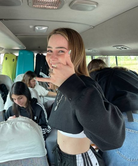 Effy Palarya photo 385