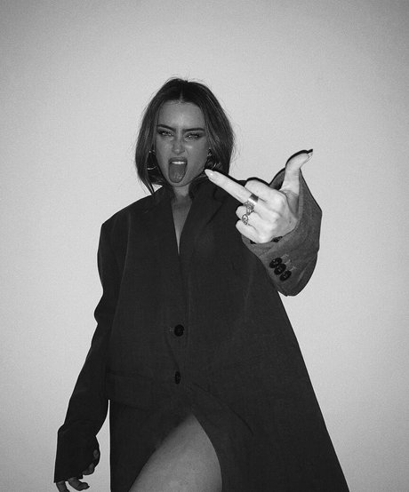 Effy Palarya photo 388